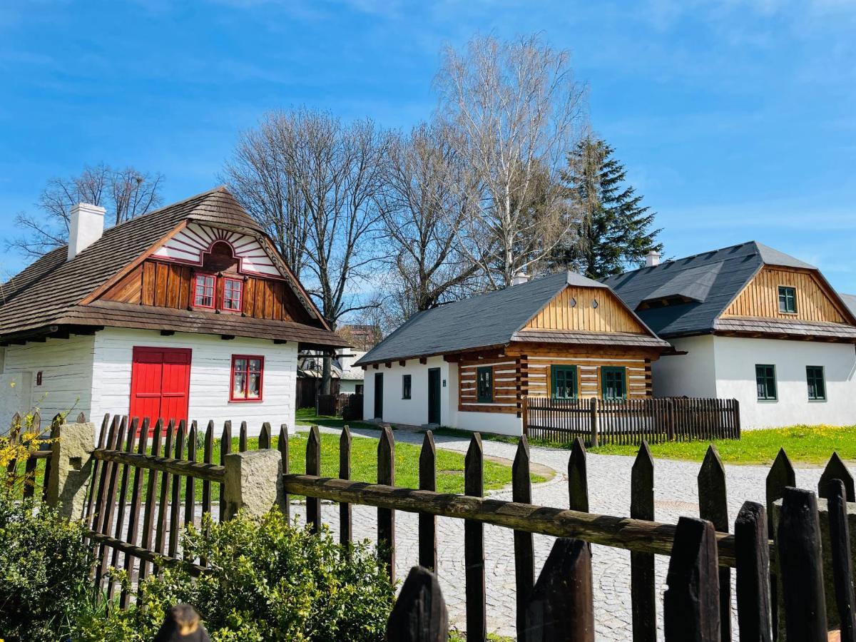 Chalupy Betlem Hlinsko Hotel Exterior photo